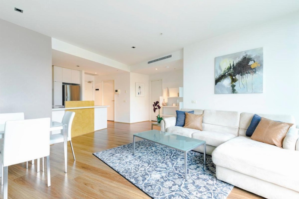 Waterfront Melbourne Apartments Image 19