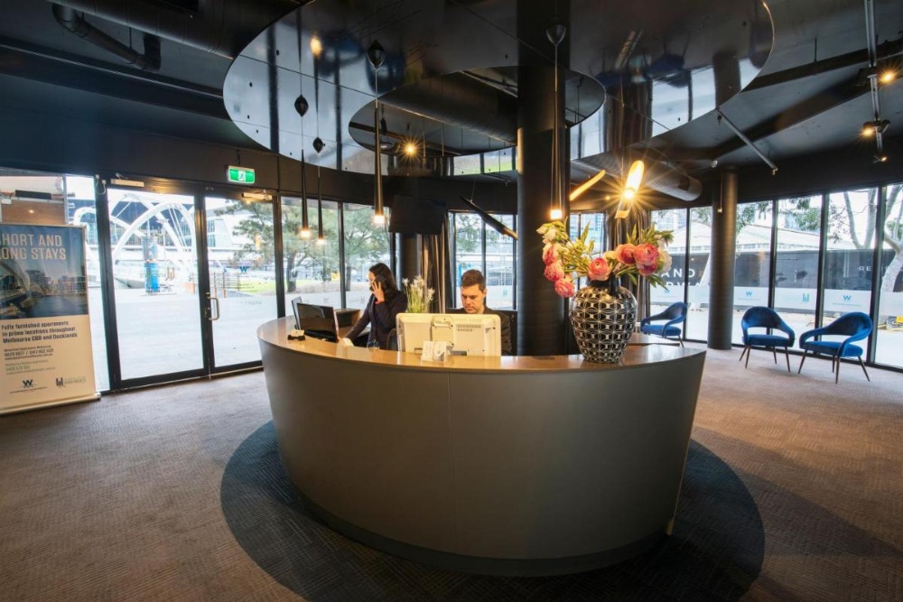 Waterfront Melbourne Apartments Image 34