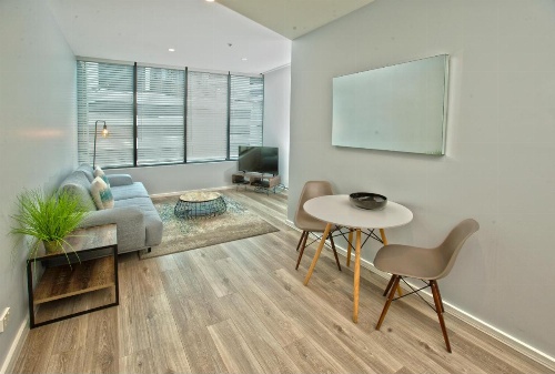 Waterfront Melbourne Apartments image 40